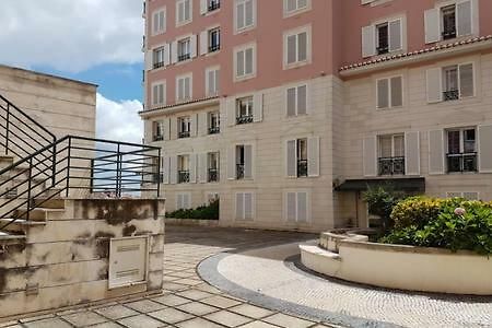 New Loft - Lisboa Estrela Apartment Luaran gambar